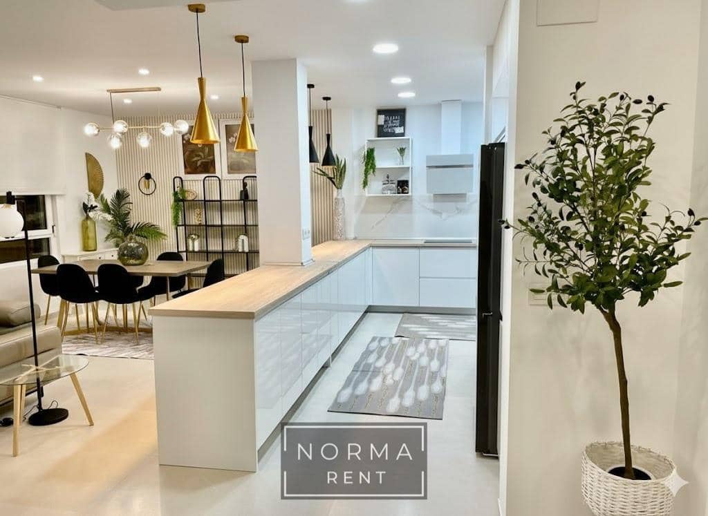 4 camera da letto Appartamento da affittare in Alicante citta - 2.700 € (Rif: 9555949)