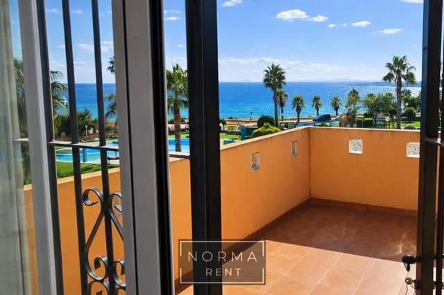 3 Zimmer Reihenhaus zu vermieten in Aguamarina, Orihuela mit Pool - 1.200 € (Ref: 9591389)