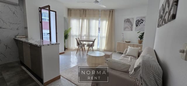2 quarto Apartamento para arrendar em Centro, Torrevieja - 700 € (Ref: 9625773)