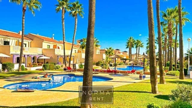 2 soveværelse Bungalow til leje i Ciudad Quesada, Rojales med swimmingpool - € 800 (Ref: 9625774)