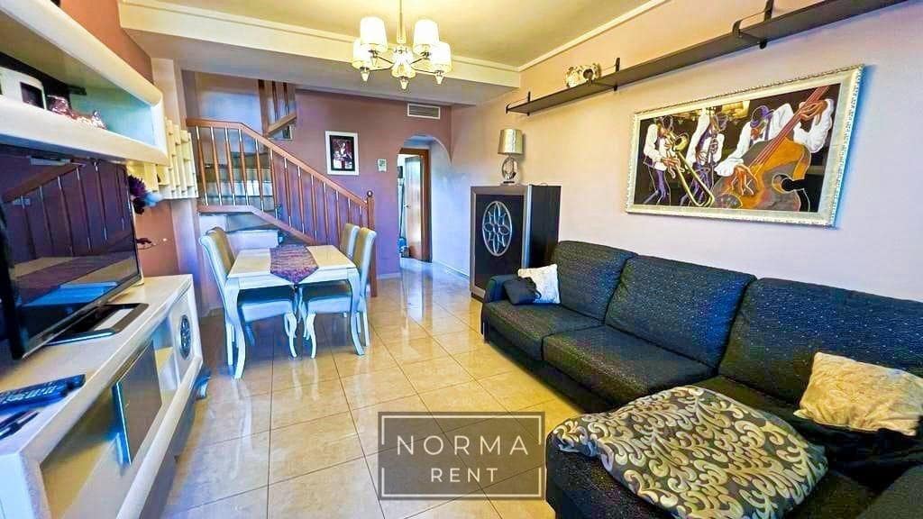 2 quarto Bungalow para arrendar em Ciudad Quesada com piscina - 800 € (Ref: 9625774)