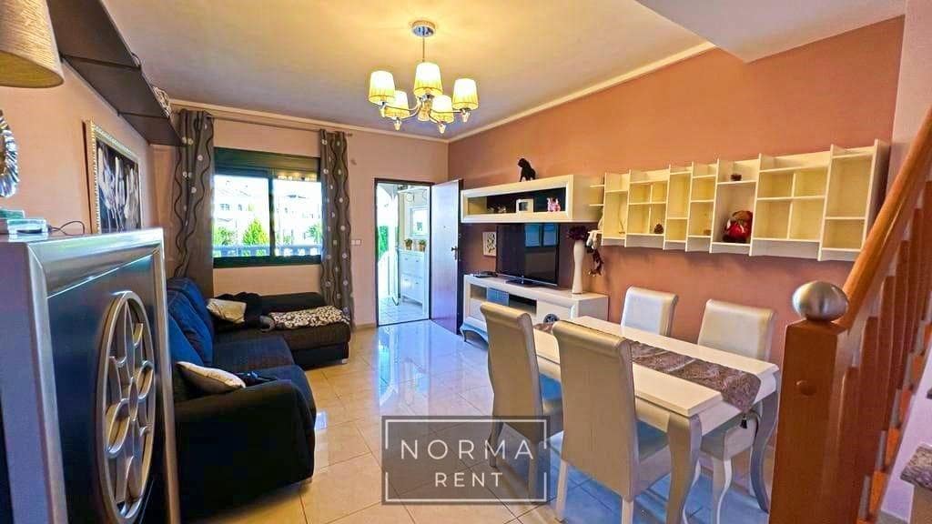 2 bedroom Bungalow for rent in Ciudad Quesada with pool - € 800 (Ref: 9625774)