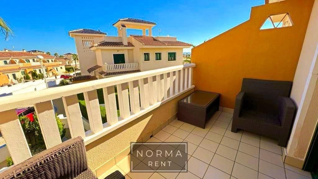 2 bedroom Bungalow for rent in Ciudad Quesada with pool - € 800 (Ref: 9625774)