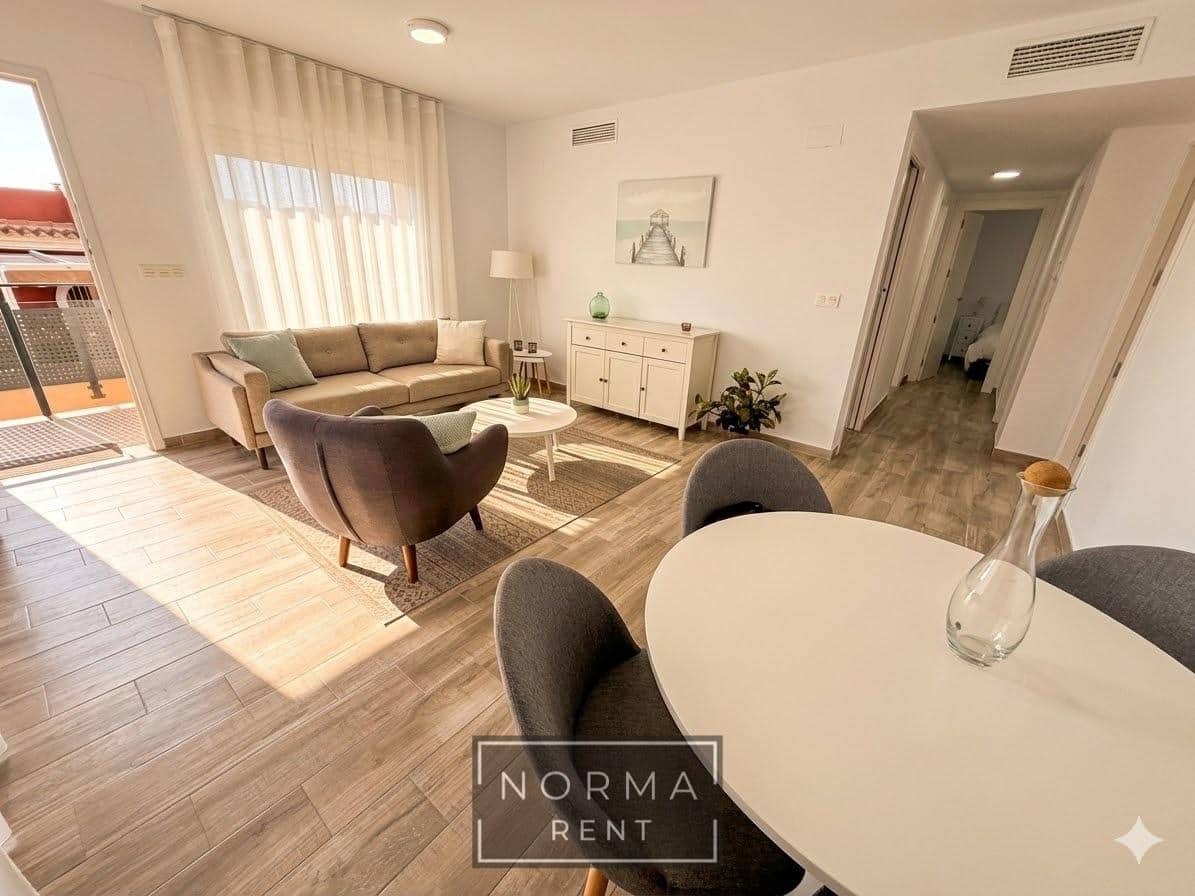 2 soverom Leilighet til leie i Gran Alacant - € 1 230 (Ref: 9656176)