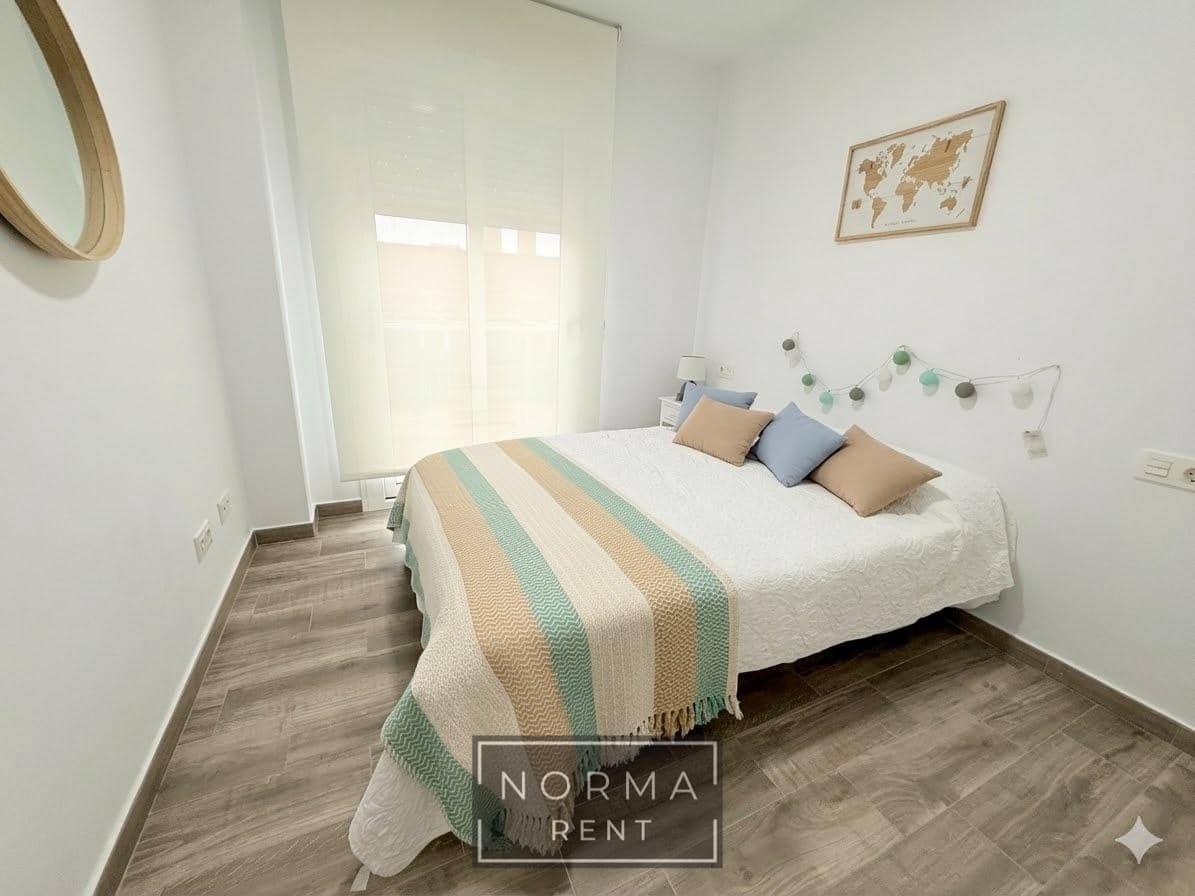 2 soverom Leilighet til leie i Gran Alacant - € 1 230 (Ref: 9656176)