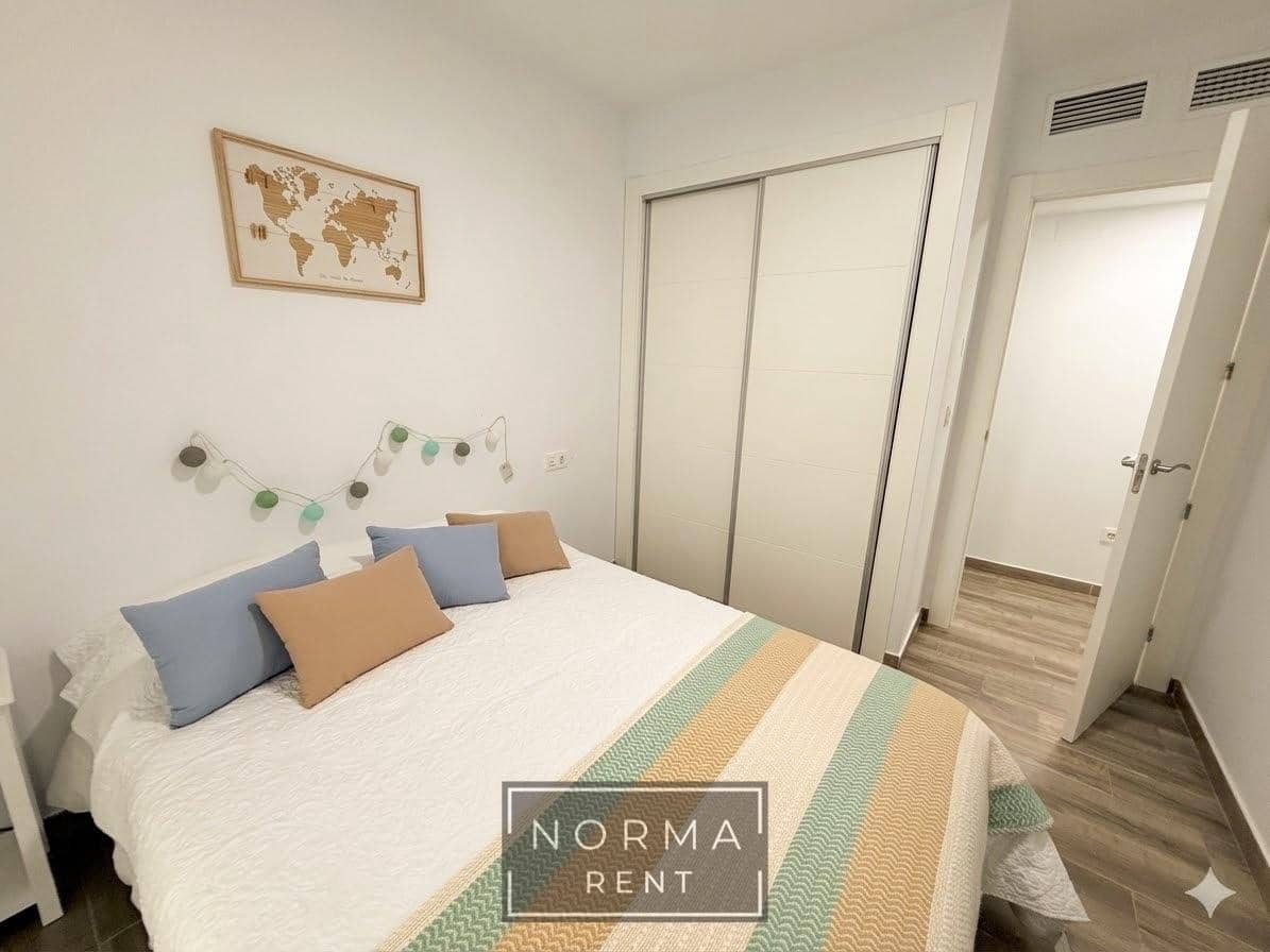 2 soverom Leilighet til leie i Gran Alacant - € 1 230 (Ref: 9656176)