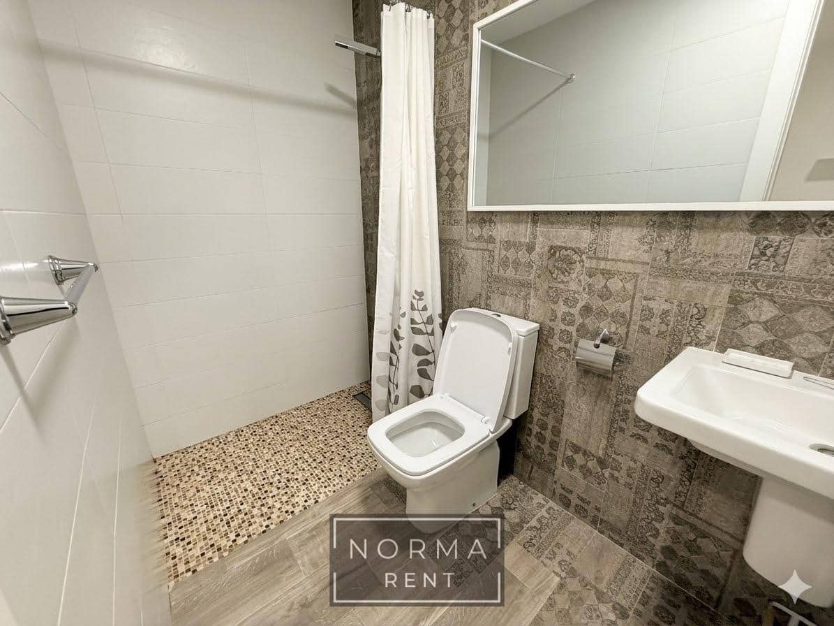 2 soverom Leilighet til leie i Gran Alacant - € 1 230 (Ref: 9656176)