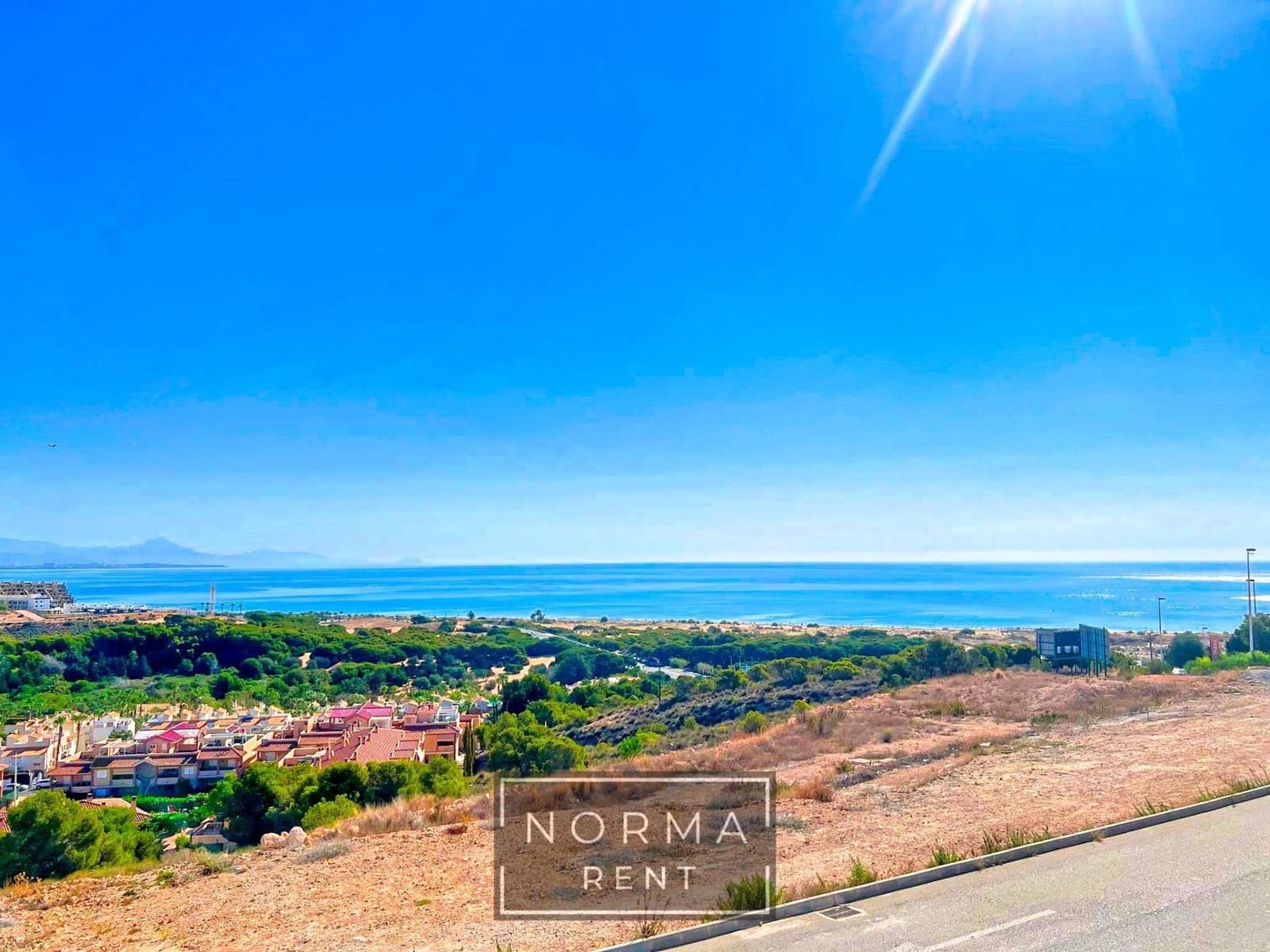 2 soverom Leilighet til leie i Gran Alacant - € 1 230 (Ref: 9656176)