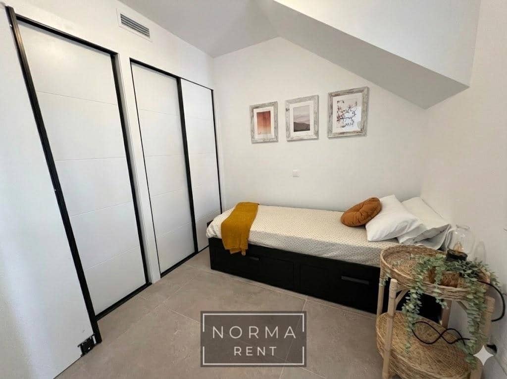 3 camera da letto Villetta a Schiera da affittare in Alicante citta con garage - 1.430 € (Rif: 9794738)