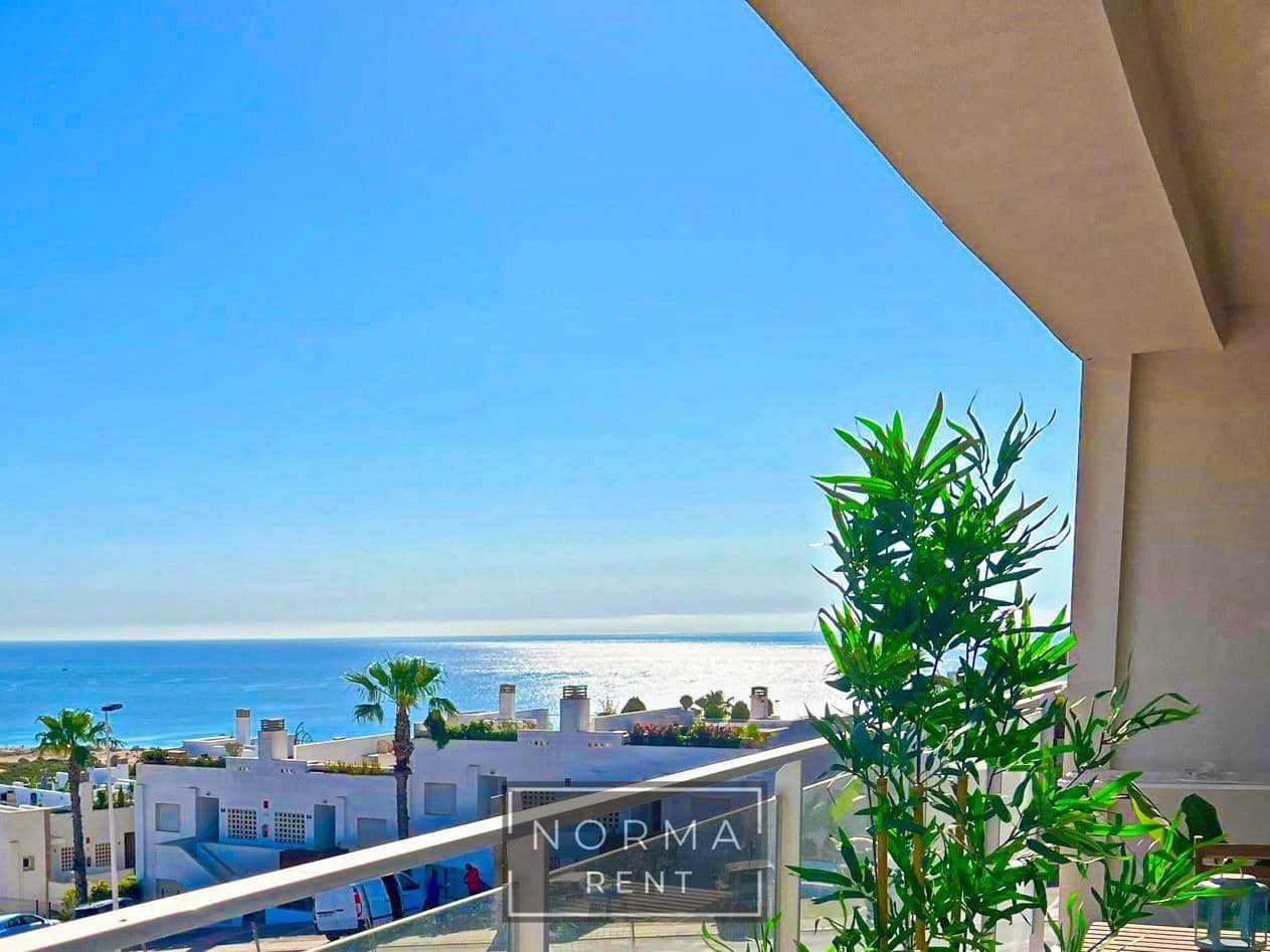 3 camera da letto Villetta a Schiera da affittare in Alicante citta con garage - 1.430 € (Rif: 9794738)