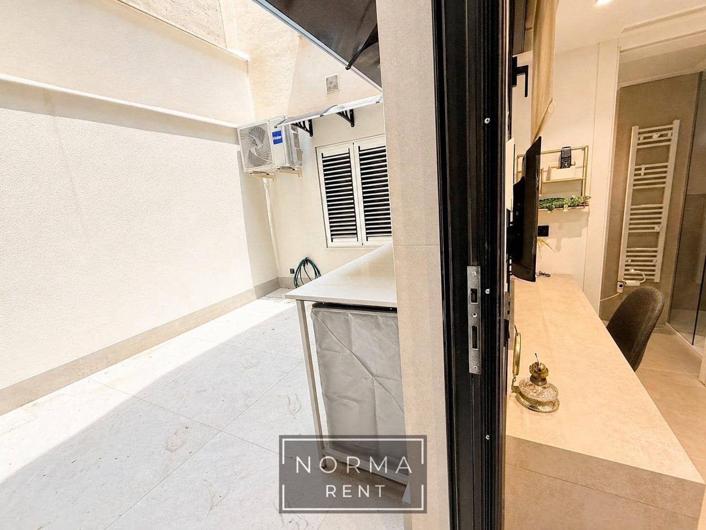 Estudio en Alicante / Alacant ciudad en alquiler con garaje - 1.050 € (Ref: 9801307)