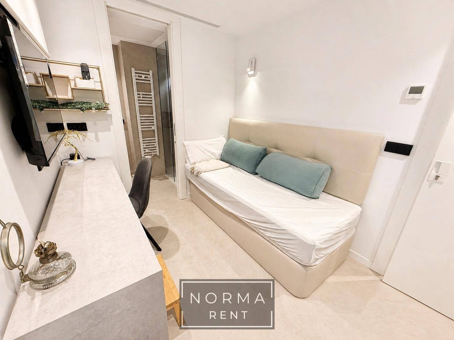 Estudio en Alicante / Alacant ciudad en alquiler con garaje - 1.050 € (Ref: 9801307)