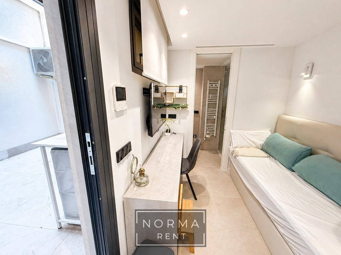 Estudio en Alicante / Alacant ciudad en alquiler con garaje - 1.050 € (Ref: 9801307)