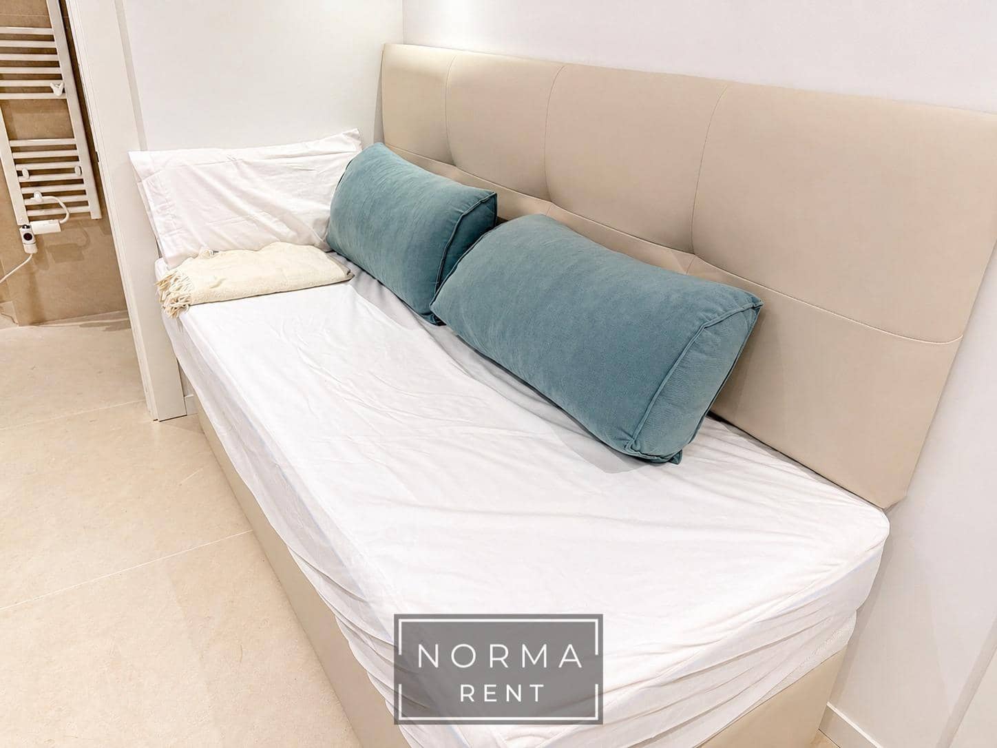 Estudio en Alicante / Alacant ciudad en alquiler con garaje - 1.050 € (Ref: 9801307)