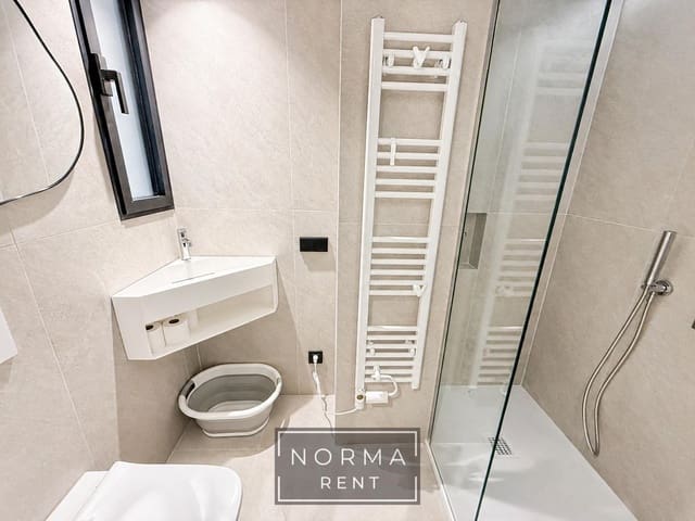 Studio for rent in Ensanche - Diputacion, Alicante / Alacant city - € 1,050 (Ref: 9801307)