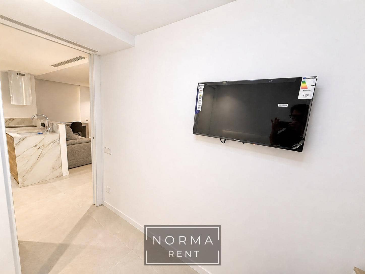 2 soveværelse Lejlighed til leje i Alicante by med garage - € 1.450 (Ref: 9801308)