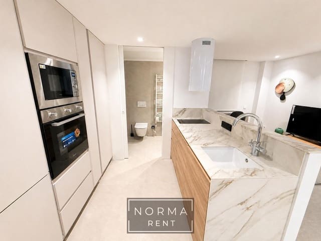 2 slaapkamer Appartement te huur in Ensanche - Diputacion, Alicante stad met garage - € 1.450 (Ref: 9801308)