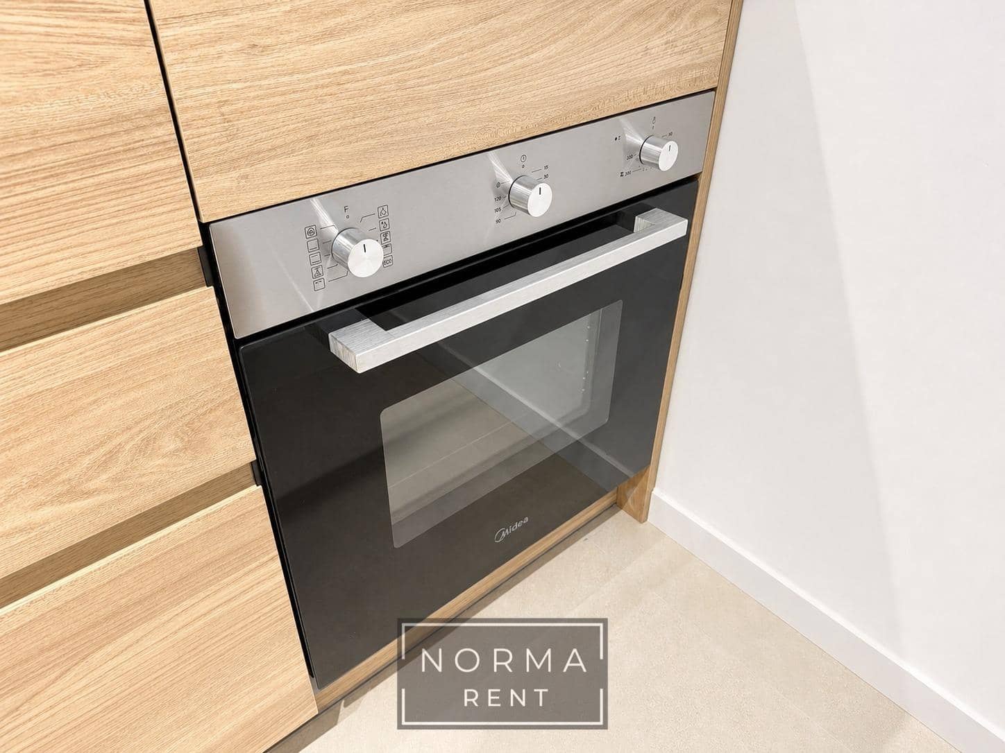 2 camera da letto Appartamento da affittare in Alicante citta con garage - 1.800 € (Rif: 9801309)