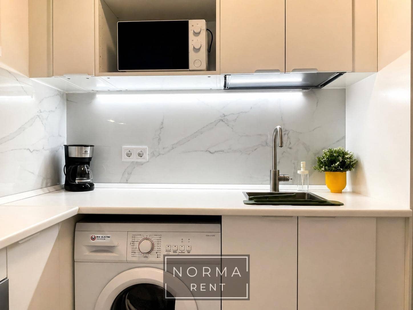 1 Zimmer Apartment zu vermieten in Torrevieja - 700 € (Ref: 9813846)