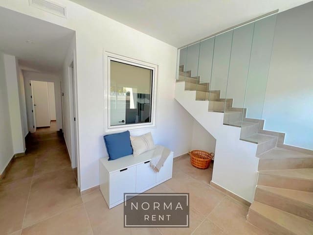 3 soveværelse Bungalow til leje i Alicante by - € 1.500 (Ref: 9843468)