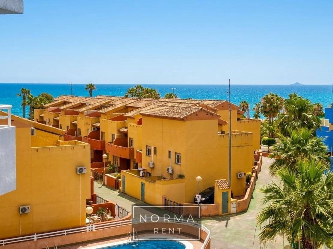 2 soveværelse Lejlighed til leje i Orihuela Costa med swimmingpool garage - € 850 (Ref: 9849458)