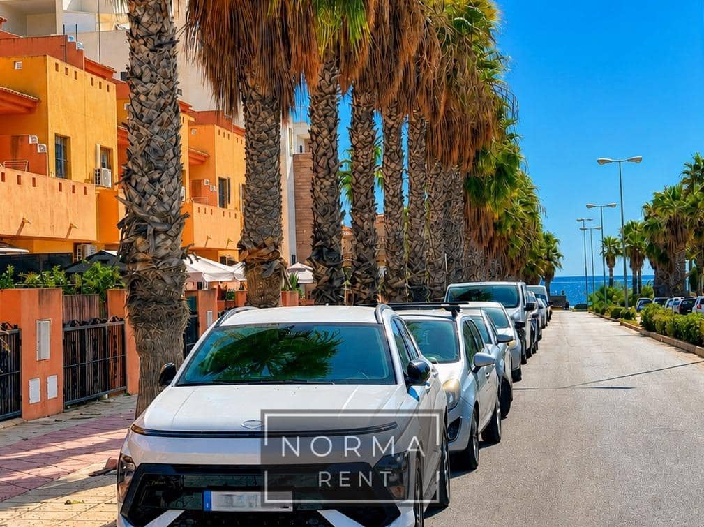 3 bedroom Terraced Villa for rent in Cabo Roig with pool garage - € 975 (Ref: 9851855)
