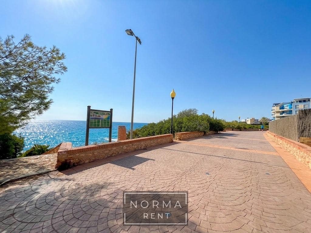 3 bedroom Terraced Villa for rent in Cabo Roig with pool garage - € 975 (Ref: 9851855)