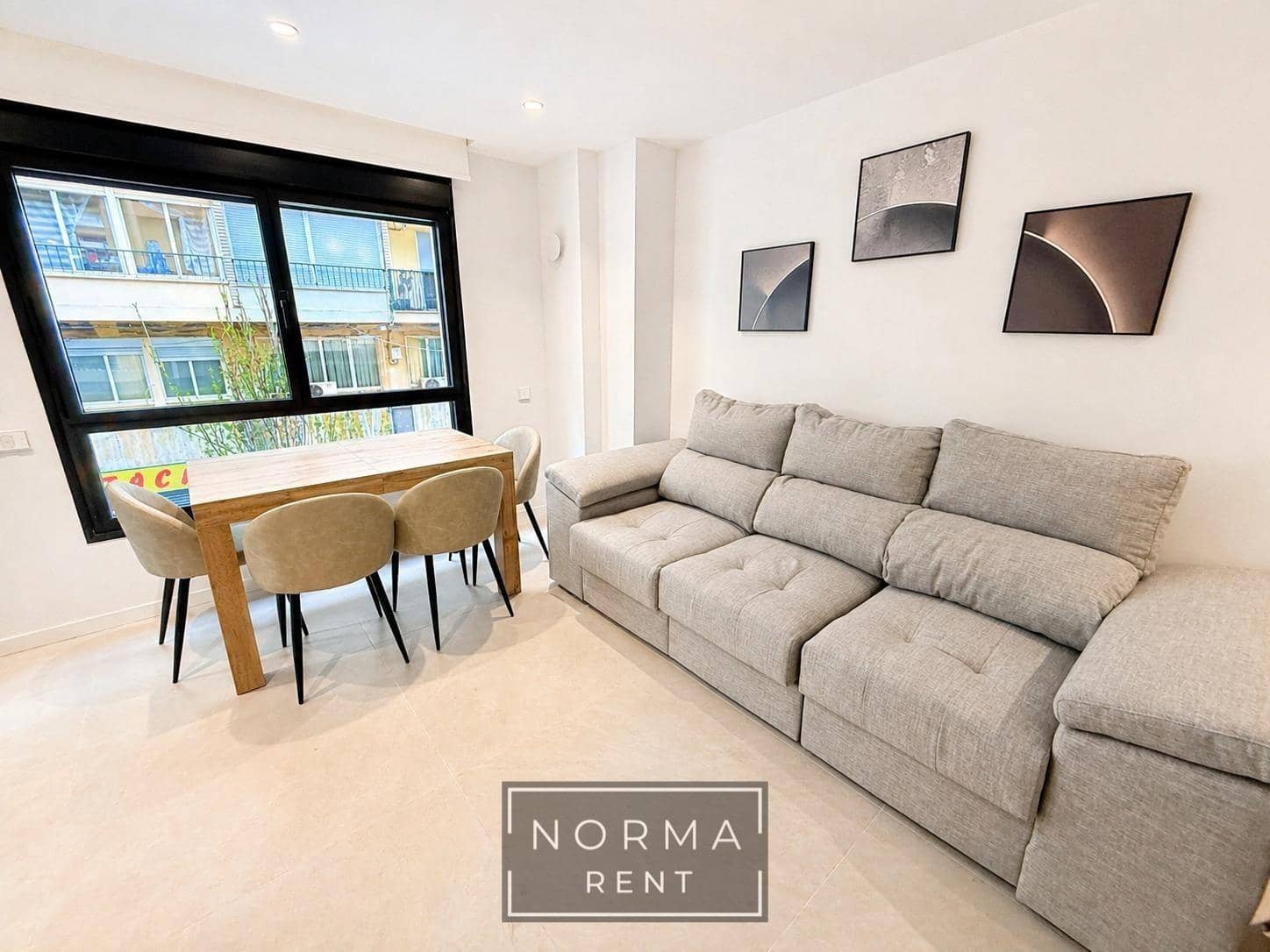 2 Zimmer Apartment zu vermieten in Alicante / Alacant Stadt mit Garage - 1.590 € (Ref: 9868667)