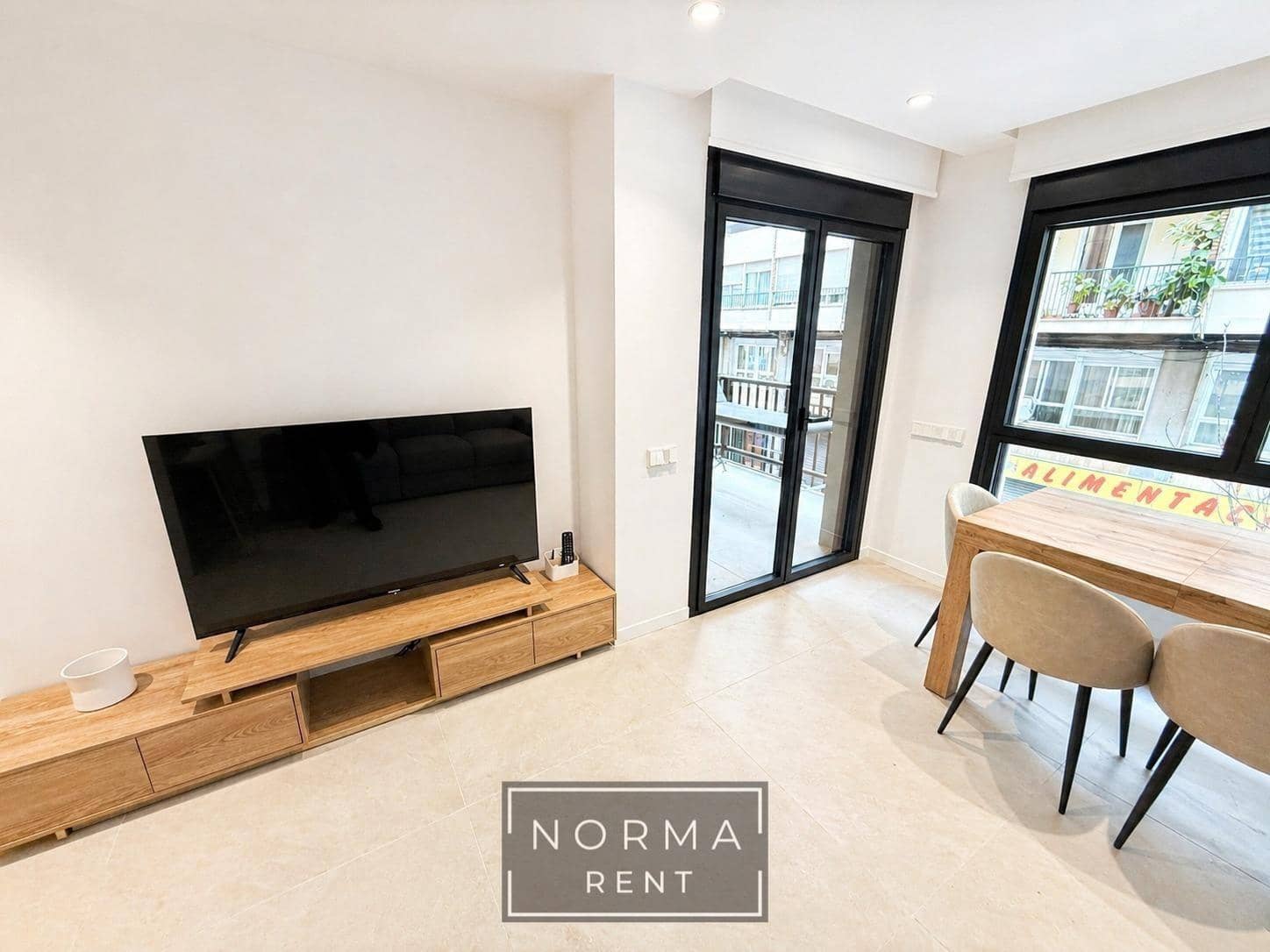 2 Zimmer Apartment zu vermieten in Alicante / Alacant Stadt mit Garage - 1.590 € (Ref: 9868667)