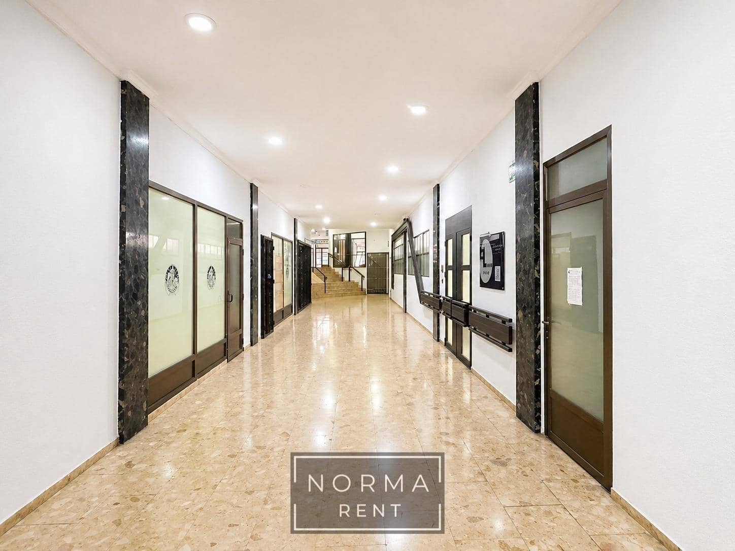 2 Zimmer Apartment zu vermieten in Alicante / Alacant Stadt mit Garage - 1.590 € (Ref: 9868667)