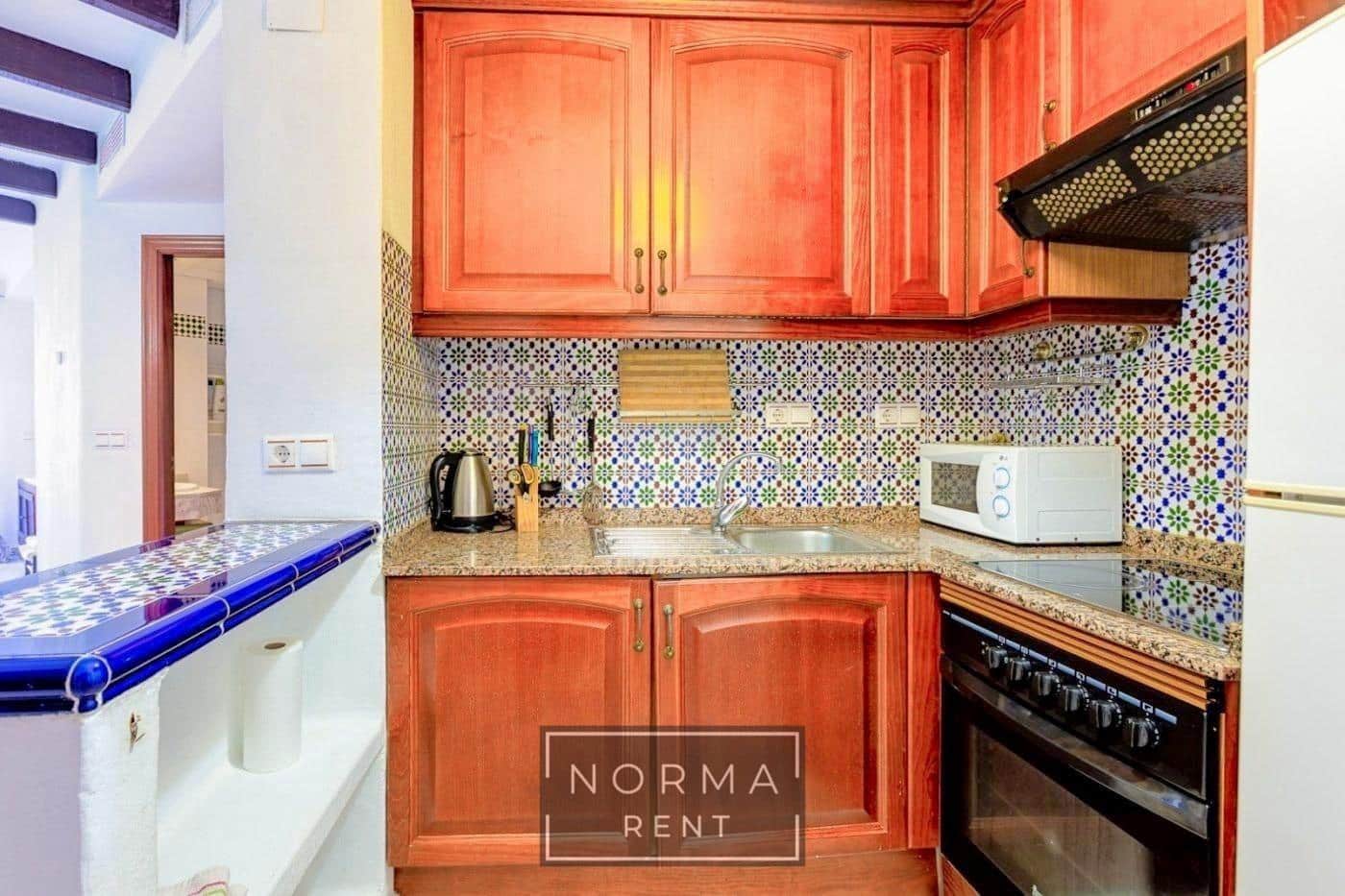2 bedroom Apartment for rent in Torrevieja with pool - € 900 (Ref: 9896400)