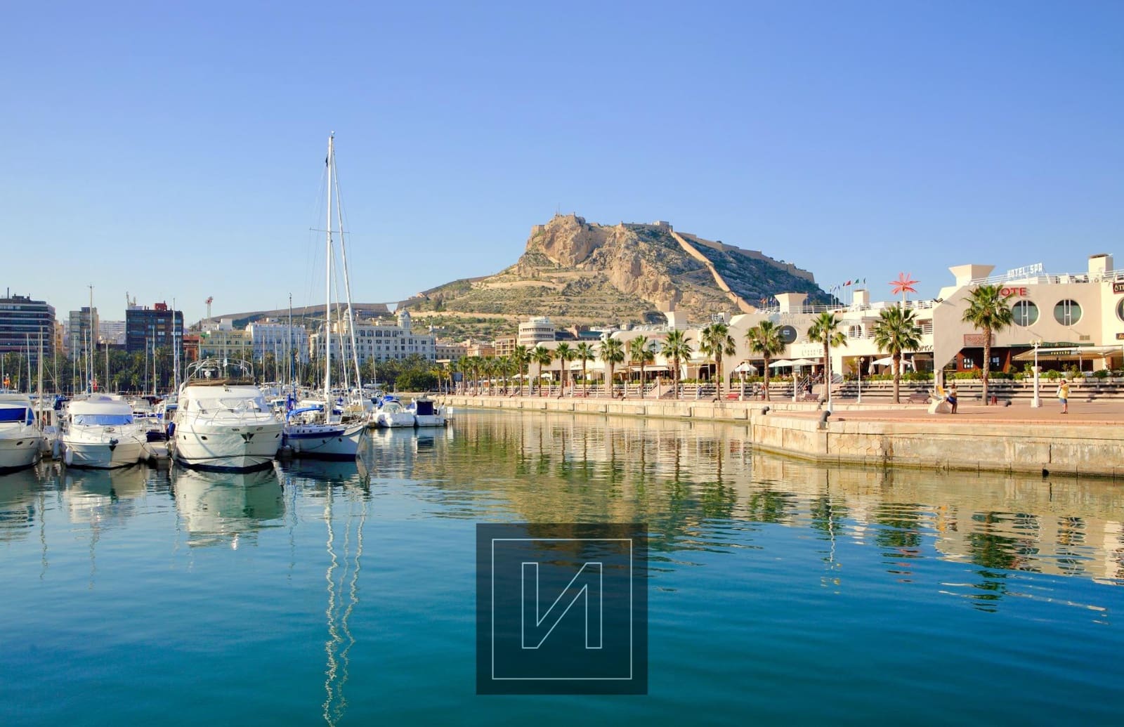 4 camera da letto Appartamento in vendita in Alicante citta - 675.000 € (Rif: 9904027)