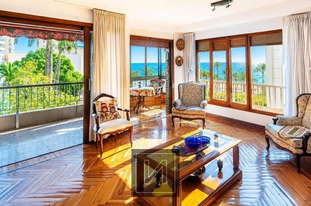 4 sovrum Lägenhet till salu i Casco Antiguo - Sant Cruz - Ayuntamiento, Alicante stad - 662 500 € (Ref: 9904027)
