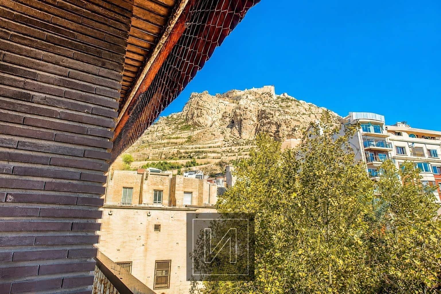 4 sovrum Lägenhet till salu i Alicante stad - 662 500 € (Ref: 9904027)