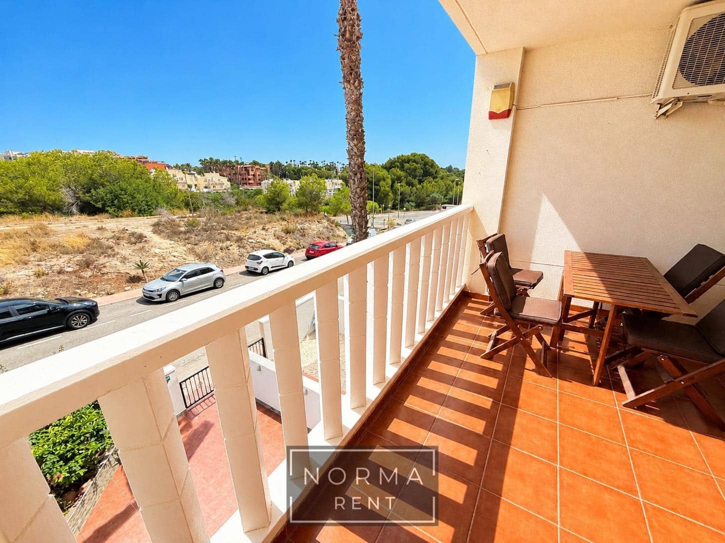 Appartement de 2 chambres à louer à Orihuela Costa avec piscine - 875 € (Ref: 9970700)
