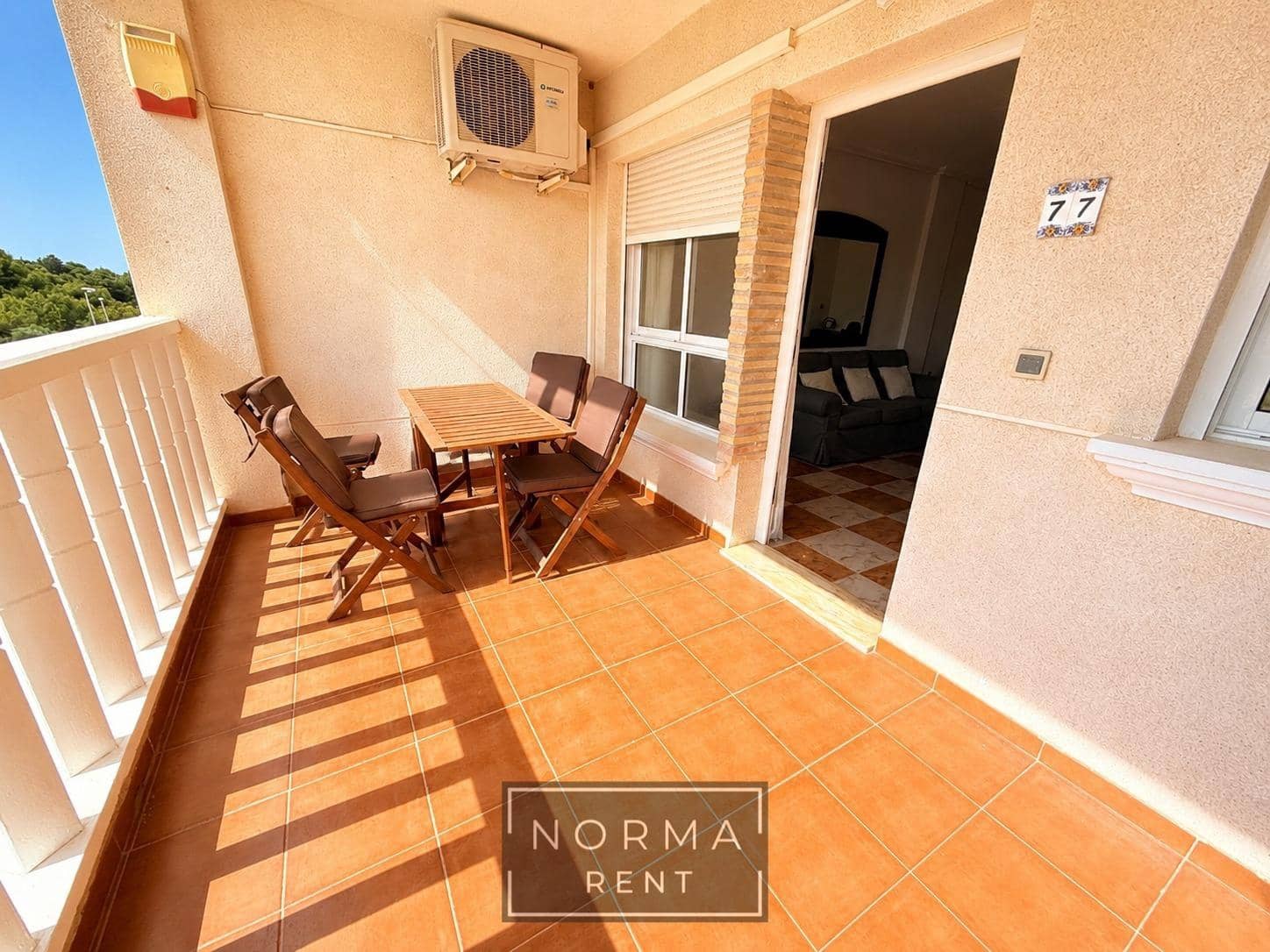 Appartement de 2 chambres à louer à Orihuela Costa avec piscine - 875 € (Ref: 9970700)