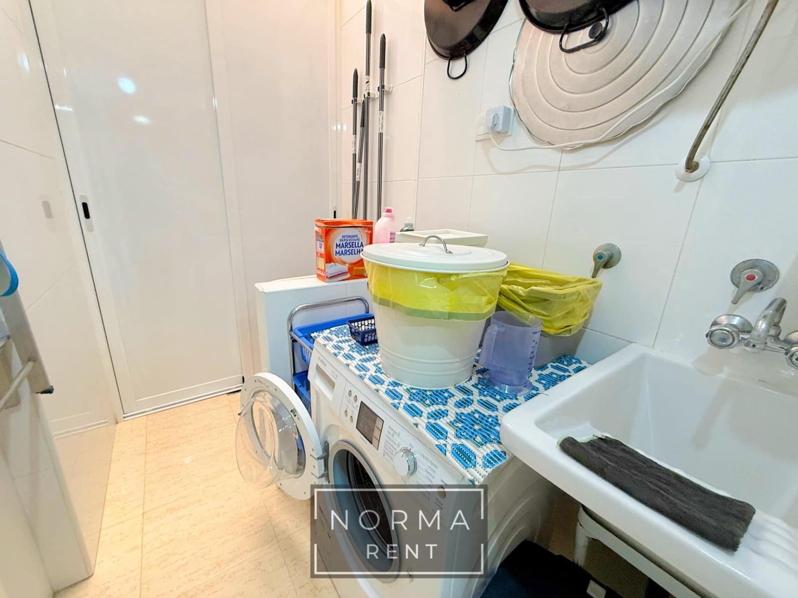 2 soverom Bungalow til leie i Orihuela Costa med svømmebasseng - € 850 (Ref: 9983177)