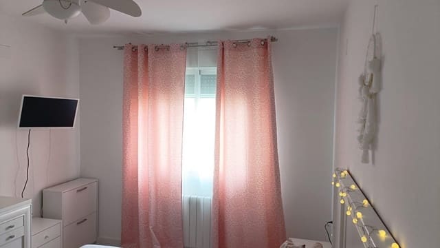 3 soveværelse Lejlighed til salg i Albacete by med garage - € 240.000 (Ref: 9723622)