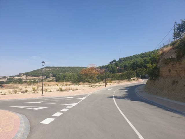 Building Plot for sale in Chinchilla de Monte-Aragón - € 44,928 (Ref: 9723625)