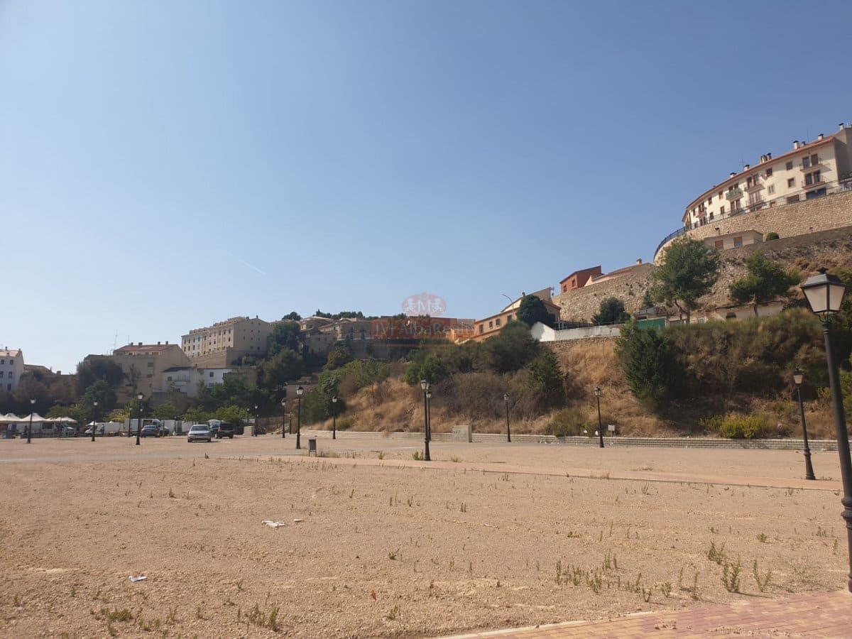 Building Plot for sale in Chinchilla de Monte-Aragon - € 44,928 (Ref: 9723625)
