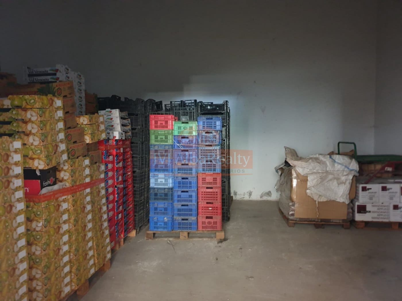 Business for sale in Albacete city - € 300,000 (Ref: 9723626)