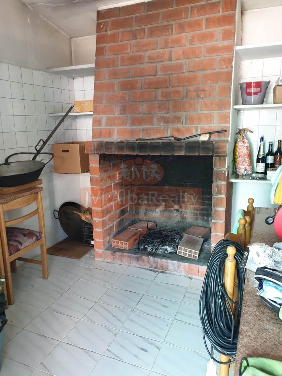 Business for sale in Albacete city - € 300,000 (Ref: 9723626)