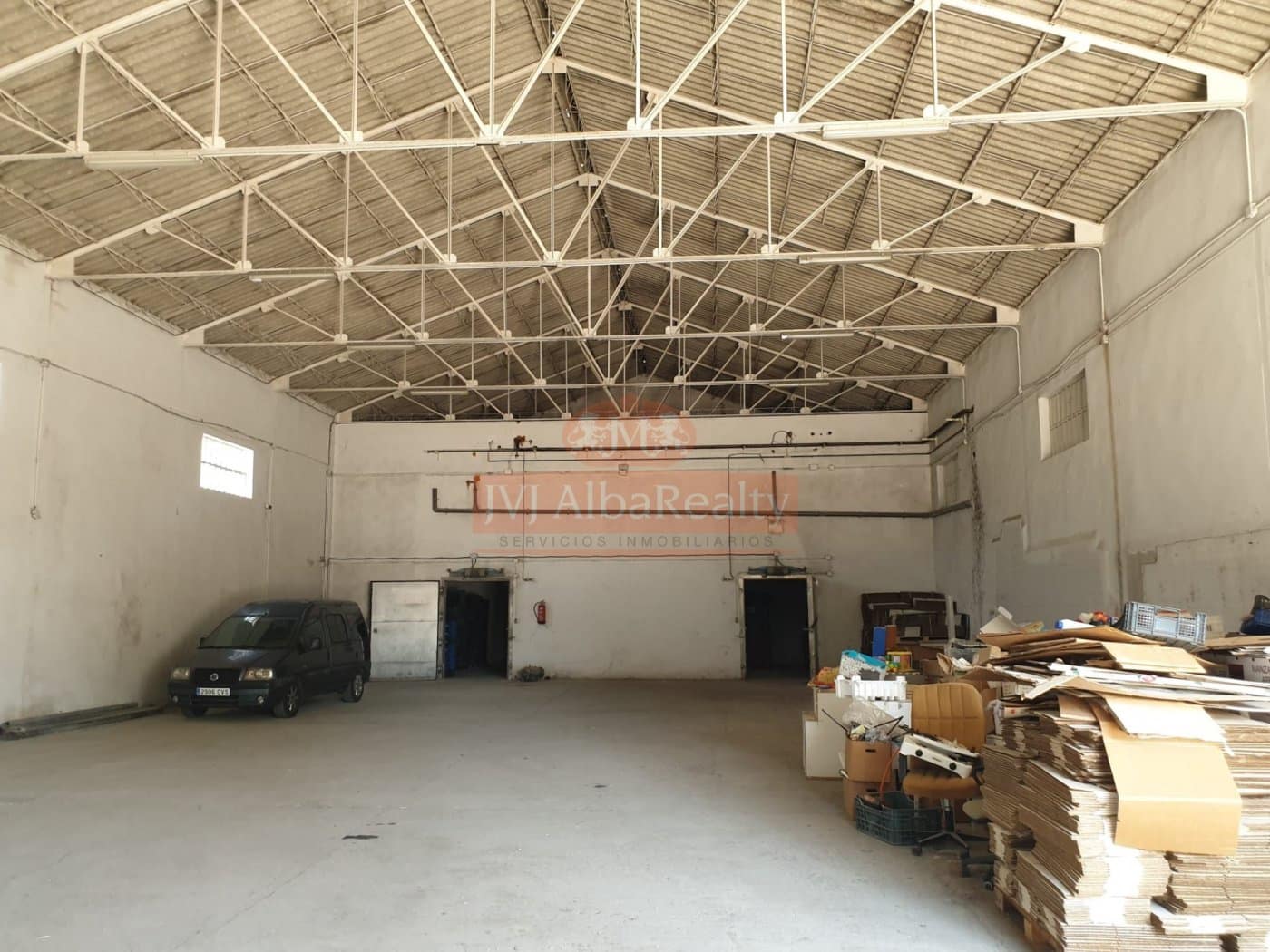 Business for sale in Albacete city - € 300,000 (Ref: 9723626)