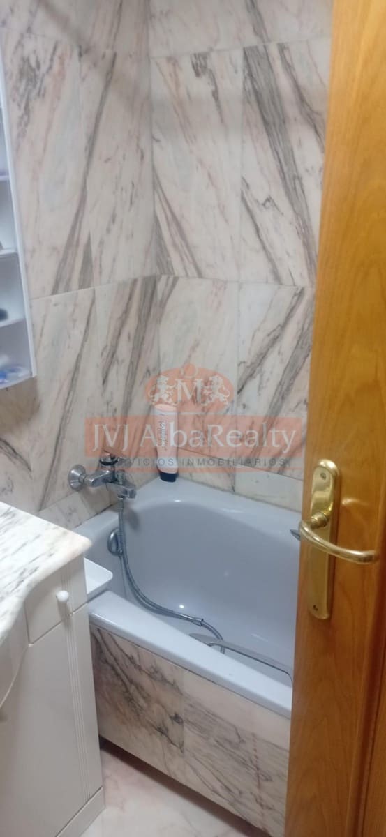 1 bedroom Apartment for sale in Albacete city - € 160,000 (Ref: 9723627)