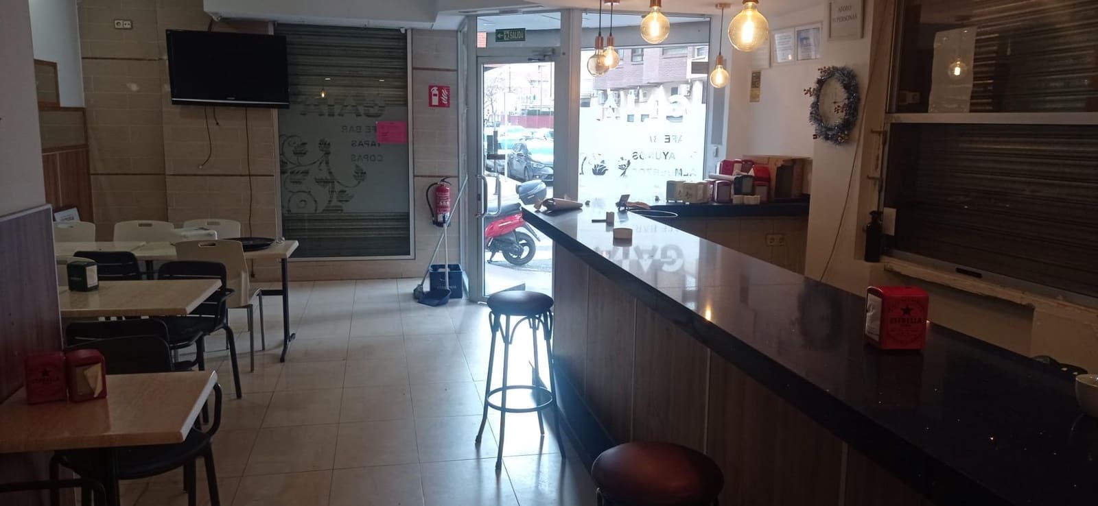 Commercial for sale in Albacete city - € 95,000 (Ref: 9723628)