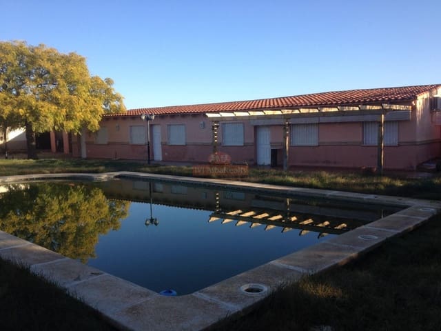 Building Plot for sale in Albacete city - € 335,000 (Ref: 9723641)