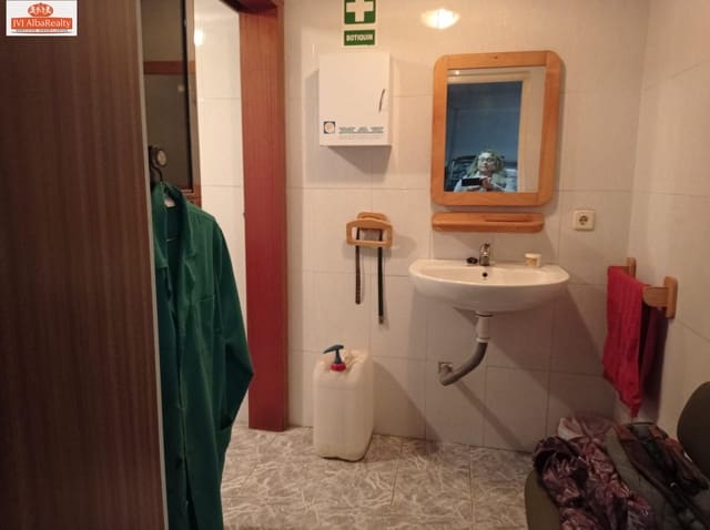 Erhverv til salg i Albacete by - € 130.000 (Ref: 9723643)