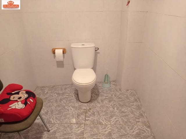 Erhverv til salg i Albacete by - € 130.000 (Ref: 9723643)