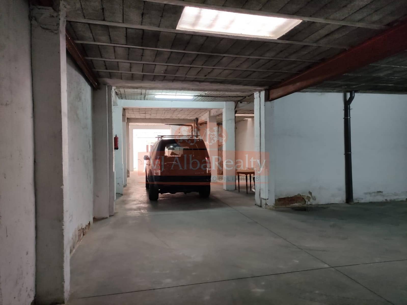 Commercial for sale in Albacete city - € 136,500 (Ref: 9723644)