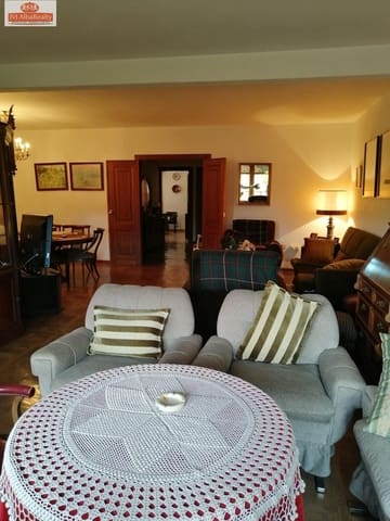 5 bedroom Flat for sale in Parque Sur, Albacete city with garage - € 537,000 (Ref: 9723645)